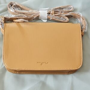 Chic Tan Crossbody Bag